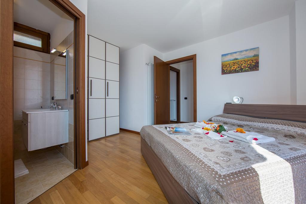 Residence Borgo La Sorgente Граведона Экстерьер фото